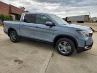 2023 Honda Ridgeline RTL Tower Rd Mundelein, IL 60060 - Image 8