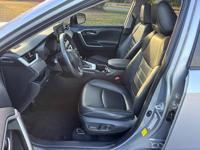 2021 Toyota RAV4 XLE Premium - Image 5