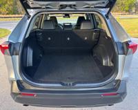 2021 Toyota RAV4 XLE Premium - Image 9