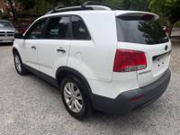 2011 Kia Sorento EX * Clean and reliable * Fully Loaded + - Image 3
