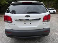 2011 Kia Sorento EX * Clean and reliable * Fully Loaded + - Image 4