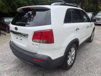 2011 Kia Sorento EX * Clean and reliable * Fully Loaded + - Image 5