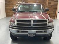 2001 Dodge Ram 2500 SLT Laramie 4X4 5.9L CUMMINS DIESEL/74K MILES 2500 + MM Investment Cars-Gladstone / WE SHIP NATIONWIDE - Image 6