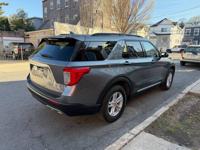 2022 FORD EXPLORER XLT 4WD Staten Island NY - Image 6