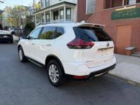 2020 NISSAN ROGUE SV AWD Staten Island NY - Image 4