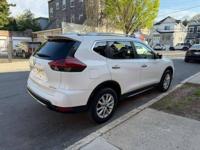 2020 NISSAN ROGUE SV AWD Staten Island NY - Image 6