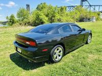 2013 Dodge Charger SXT Plus 4dr Sedan _Dodge_ _Charger_ _Sedan_ - Image 6