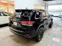 2021 Jeep Grand Cherokee 4x4 4WD Laredo E Sport Utility 4D SUV PDX Motors - Image 4