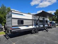 2023 HEARTLAND PIONEER Q300 + Gator Truck Center of Ocala - Image 3