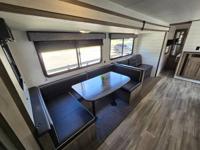 2023 HEARTLAND PIONEER Q300 + Gator Truck Center of Ocala - Image 9