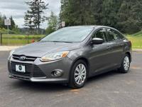 2012 Ford Focus SE / 38 MPG / Advance Trac / SYNC! multnomah county