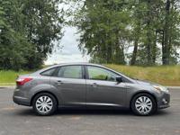 2012 Ford Focus SE / 38 MPG / Advance Trac / SYNC! multnomah county - Image 7