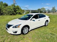 2014 Nissan Altima 2.5 S 4dr Sedan _Nissan_ _Altima_ _Sedan_ - Image 4