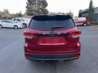Toyota Highlander SE Federal Way - Image 5