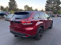 Toyota Highlander SE Federal Way - Image 6