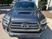 2017 Toyota tacoma trd sport crew cab long bed 4x4 PREMIUM TRUCK! PHILADELPHIA - Image 10