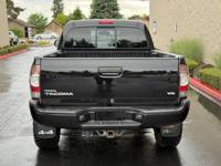 2012 Toyota Tacoma TRD Sport 4WD — CLEAN CARFAX • LIFTED •FUEL WHEELS Toyota TACOMA In Beaverton - Image 8