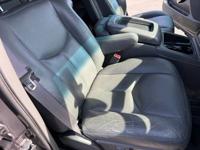 2003 *Chevrolet* *Avalanche* Credit Friendly Since 1963 Chevrolet Avalanche - Image 6