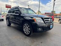 2011 MERCEDES GLK 350 93K MILES! 1-OWNER! ON SALE!!! S BROADWAY ENGLEWOOD CO 80113 - Image 4
