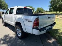 2006 Toyota Tacoma Double cab Pre Runner - 129K!! Norman - Image 8