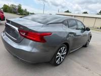 2017 Nissan maxima SV ***CLEAN TITLE**** Murfreesboro, TN - Image 5