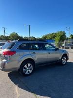 2011 Subaru Outback Limited AWD * High Miles * Daily driver - Image 4