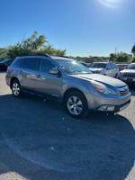 2011 Subaru Outback Limited AWD * High Miles * Daily driver - Image 5
