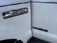 2005 Ford F-350 Super Duty Diesel 4x4 4WD F350 XL 4dr Crew Cab LB Pic Universal Auto Sales - Image 9