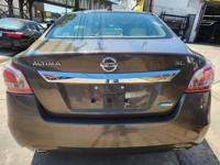 2013 NISSAN ALTIMA 2.5 SL. LEATHER, BOSE, BACKUP CAMERA, REMOTE START! JAMAICA - Image 5