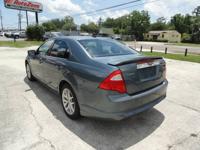 2011 Ford Fusion SEL 1-Owner, Must See! *New Arrival* Jacksonville - Image 4