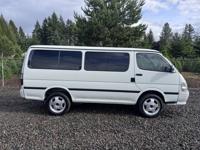 Toyota Super Custom Van - 4WD Diesel - Camper Turbo Diesel - Image 8