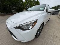 2020 Toyota yaris le premium sedan ! VERY LOW MILEAGE ! READY TO GO ! PHILADELPHIA - Image 7