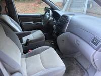 Handicap van 2008 Toyota Sienna city of atlanta - Image 8