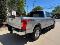 This 2022 FORD F250 4WD V8 CREW CAB 7.3L FX4 LONG BED LIFTED PHILADELPHIA - Image 4