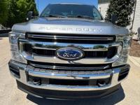 This 2022 FORD F250 4WD V8 CREW CAB 7.3L FX4 LONG BED LIFTED PHILADELPHIA - Image 8
