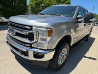 This 2022 FORD F250 4WD V8 CREW CAB 7.3L FX4 LONG BED LIFTED PHILADELPHIA - Image 9