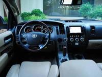 2011 Toyota Sequoia Platinum w/ Nav JBL Rear Entertainment Atlanta - Image 10