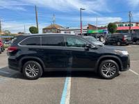 2019 Toyota Highlander XLE V6 AWD (Natl) LOW WEEKLY PAYMENTS! + IF WE CANT APPROVE YOU, NO ONE CAN!!! - Image 9