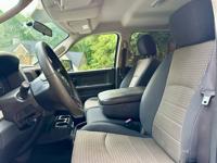 2012 Ram 1500 ST Crew Cab 4WD v8 HEMI Roswell - Image 5