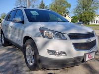 2010 CHEVROLET TRAVERSE ZION, ILLINOIS - Image 4