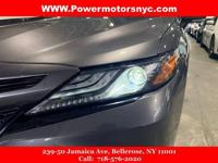 2022 Toyota Camry Hybrid XSE + Power Motors - Image 9