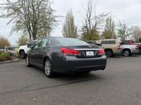 2011 Toyota Avalon Limited Sedan 4D Hayden Island - Image 7