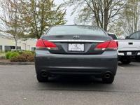 2011 Toyota Avalon Limited Sedan 4D Hayden Island - Image 8