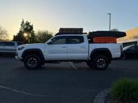 2022 Toyota Tacoma Double Cab TRD Off-Road Pickup 4D 5 ft Hayden Island - Image 6