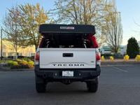 2022 Toyota Tacoma Double Cab TRD Off-Road Pickup 4D 5 ft Hayden Island - Image 8