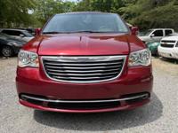 2015 Chrysler Town and Country Touring L * FULLY LOADED * - Image 5