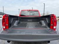 2017 Ram 1500 SLT Crew Cab - Lifted! Must see! Oak Forest - Image 8