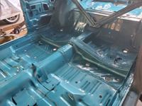 !!RARE!! 1969 ROADUNNER 383 4 SPD AIR GRABBER HOOD!! Magnolia - Image 9