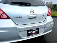 2011 Nissan Versa 1.8 SL Automatic low Miles Hatchback Mack Motors Corporation - Image 9