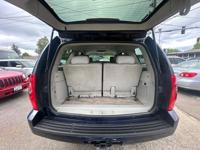 2008 GMC Yukon SLT 4WD SUV Salem, Oregon - Image 7